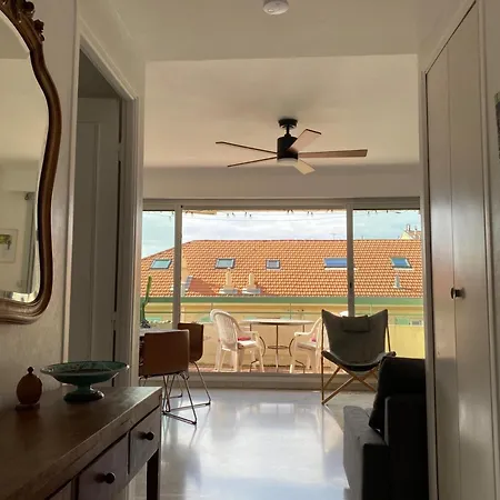 Trois Pieces Avec Terrasse Apartment *