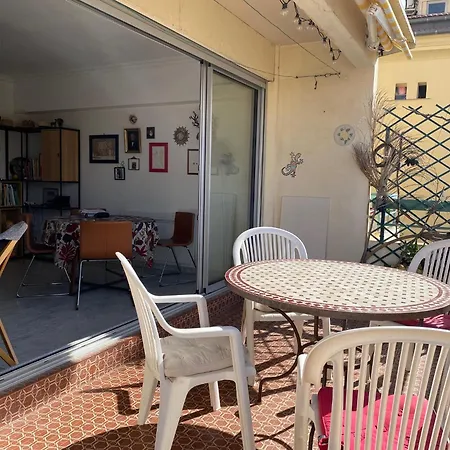 Trois Pieces Avec Terrasse Apartman Menton
